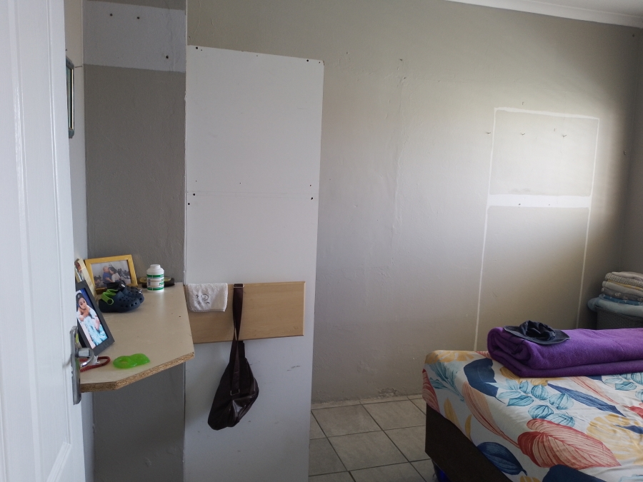 6 Bedroom Property for Sale in Parsonsvlei Eastern Cape